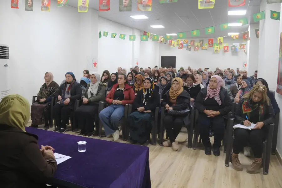 PYD, Öcalan'ın mesajlarını tartışmak için toplantılar düzenliyor